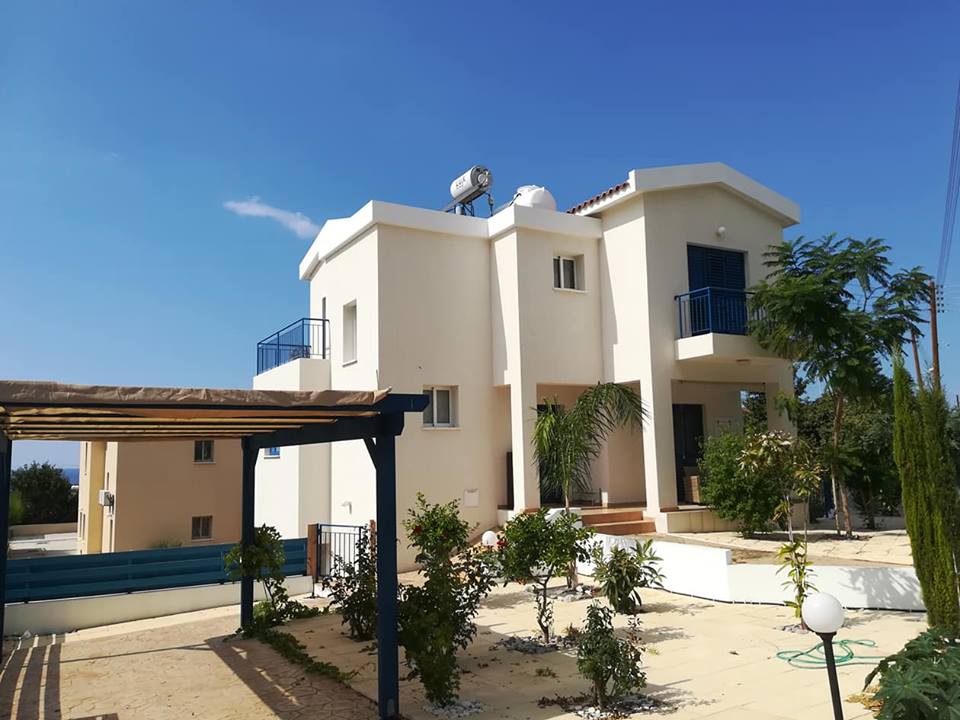 Villa CRIUS